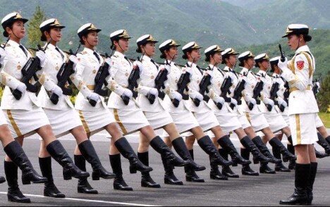 k▽:中国女兵仪仗队,为何身高要求最少1.7米,背后竟然是这样!