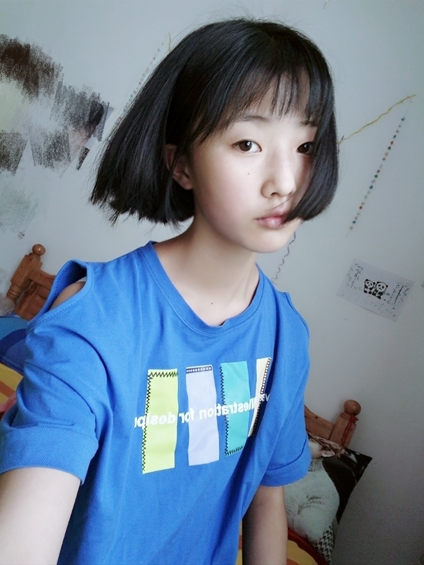 短发#给自己的情书#与青春合拍#自拍会上瘾#短发少女