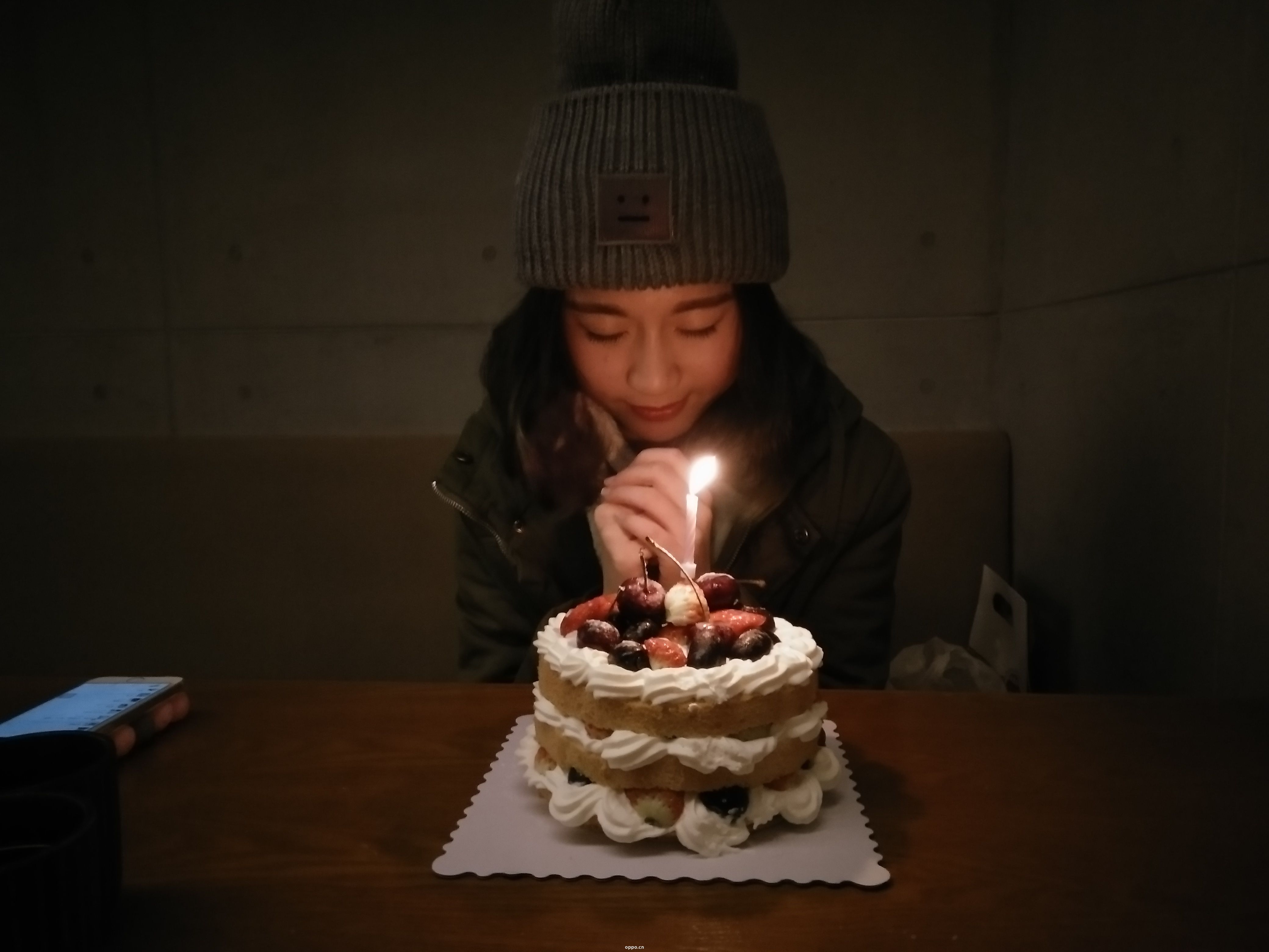 【咋拍教程】一招拍出有意境的生日照