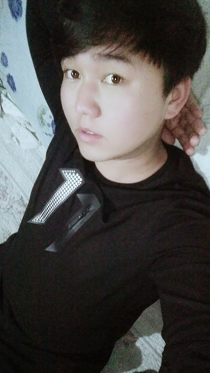 此刻 我想说 冷漠也是一种态度 我就是个冷漠的男人