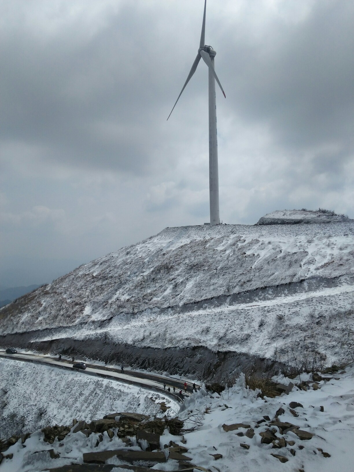 大熊山雪景图片