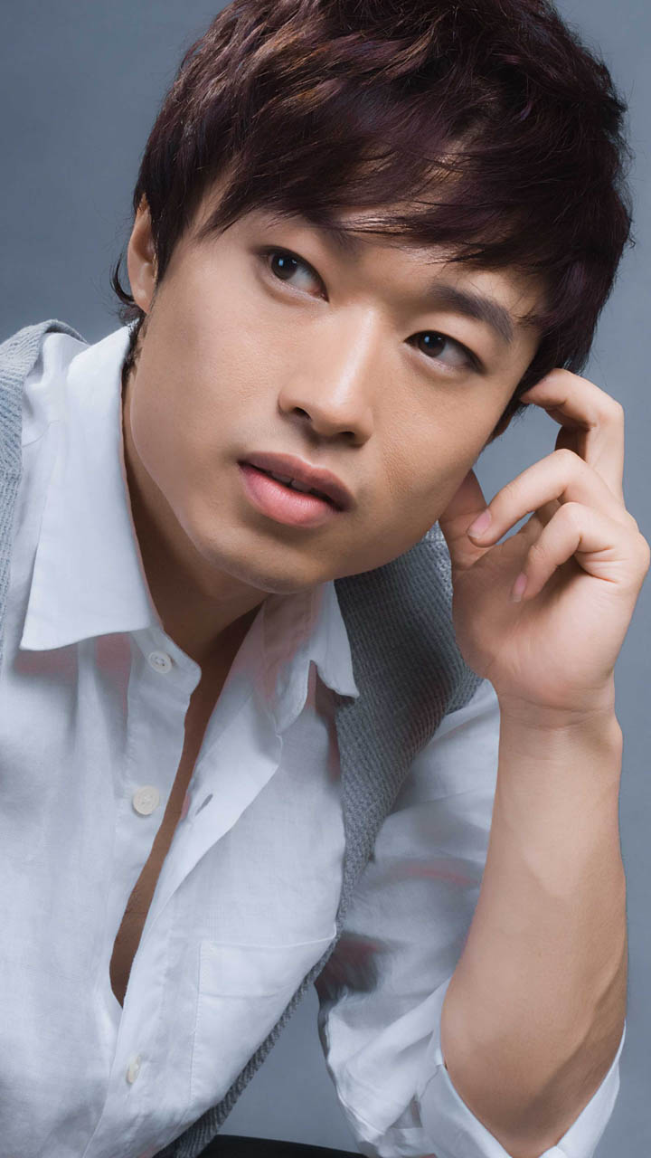 徐誉滕   天使的翅膀 真的很好听,推荐给你们!