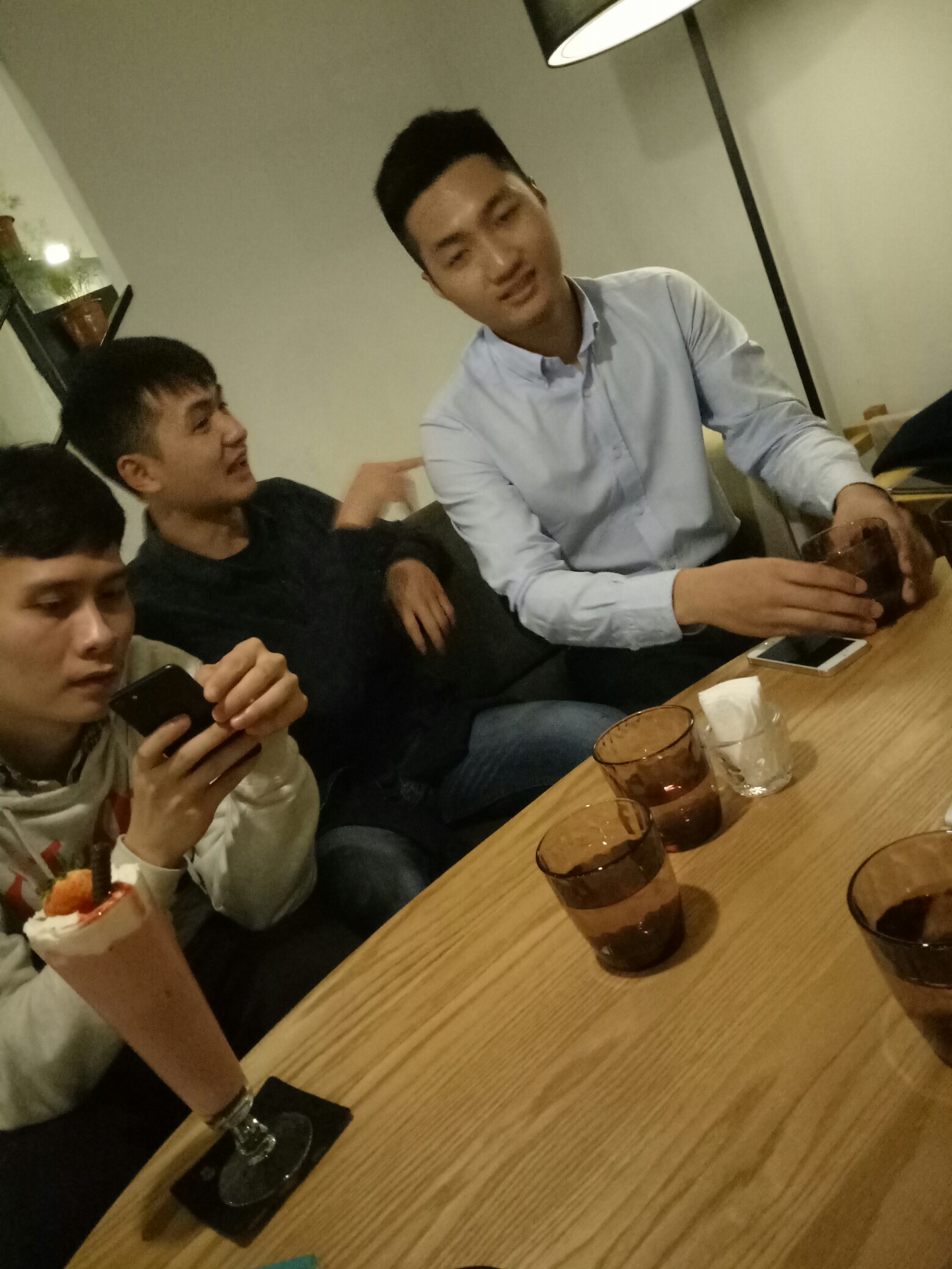 喝喝茶聊聊天,生活应该这样