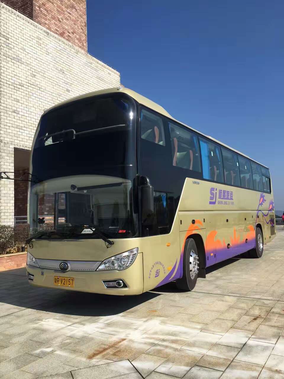 出租大巴,有意的私聊