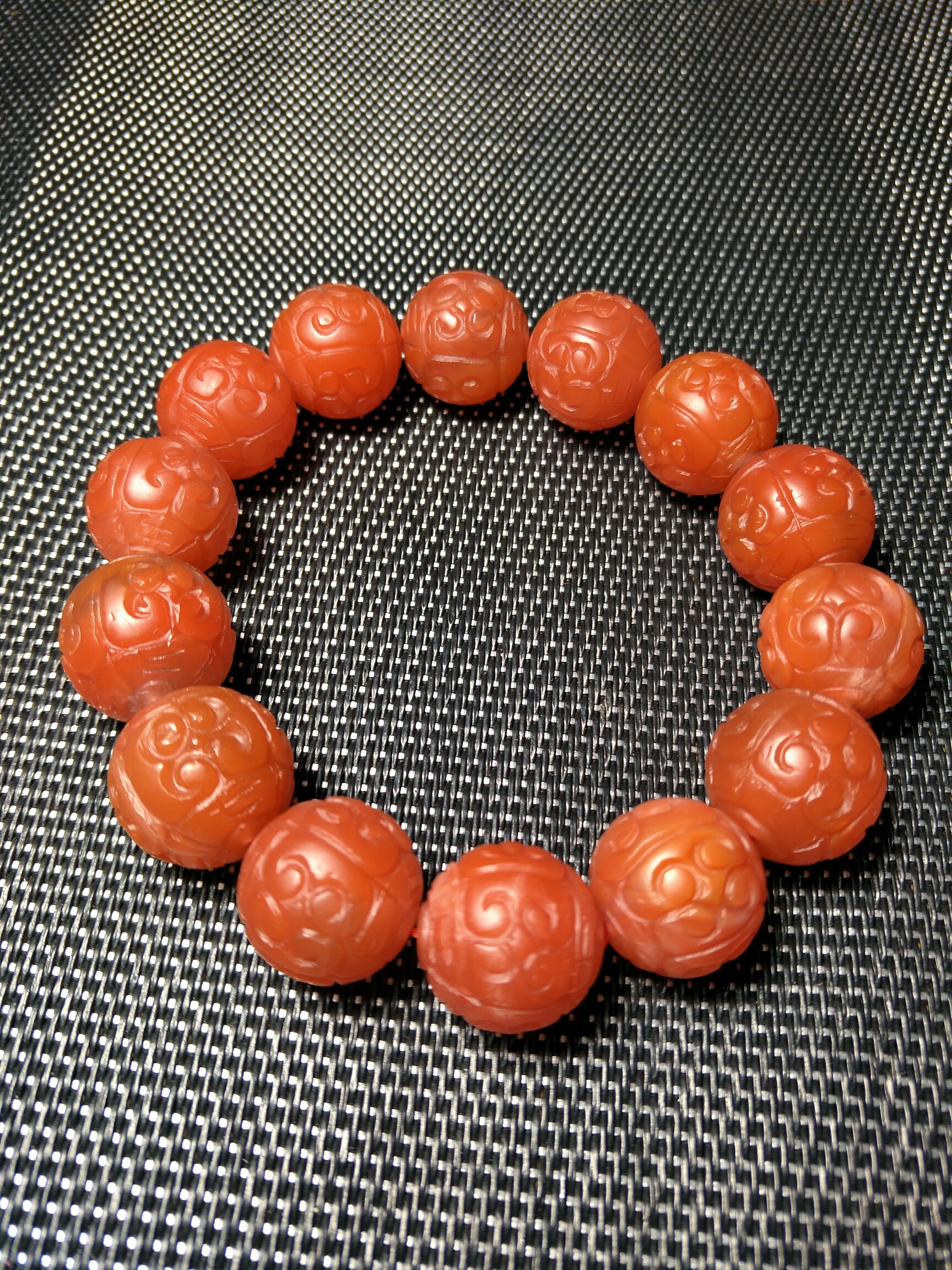 南红雕刻回纹珠手链