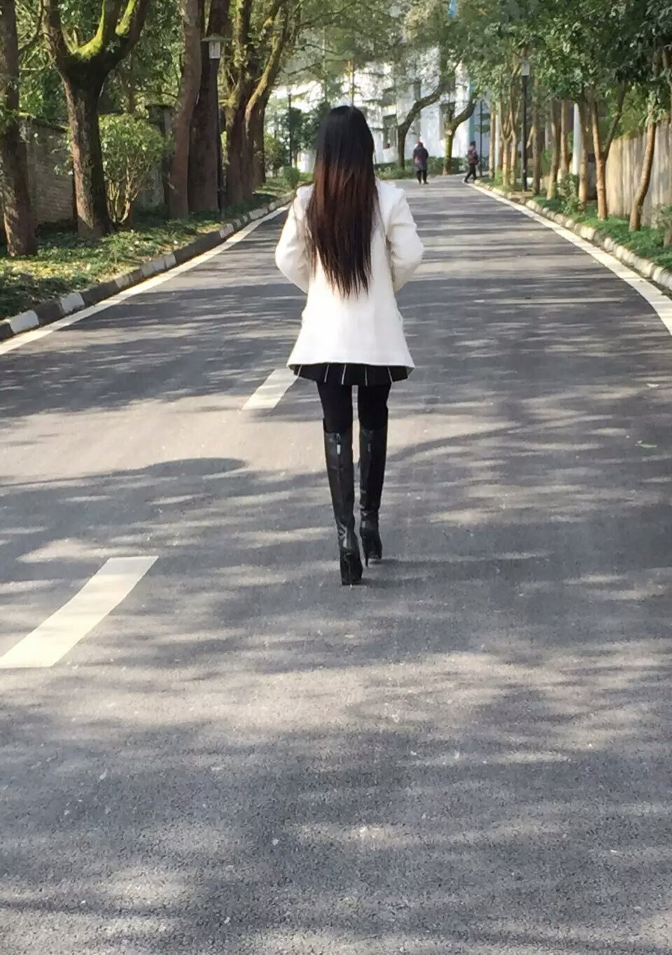 女人后背的杀伤力