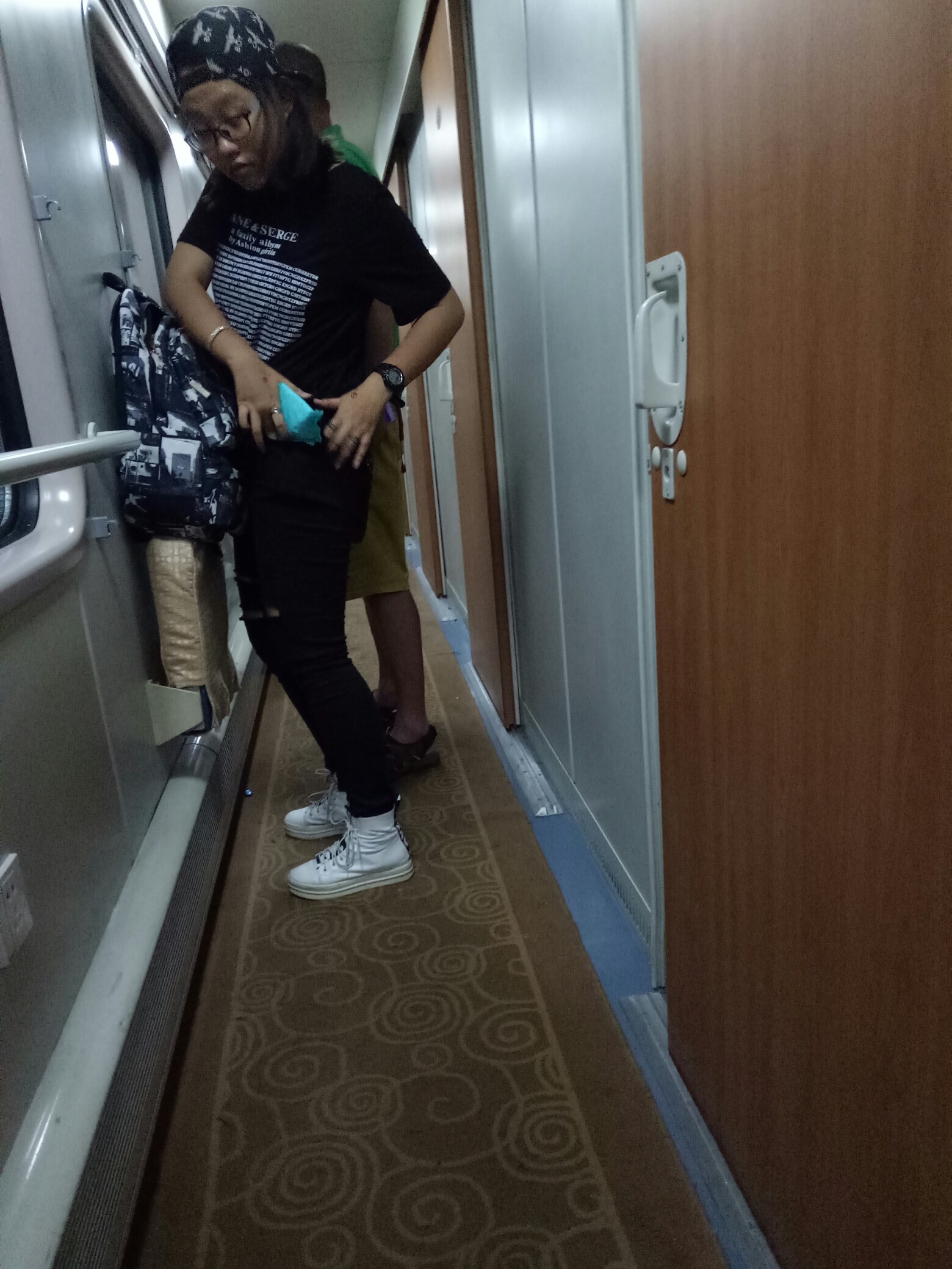 北京至大连k681软卧,晃动震动,咣当咣当各种噪声超想像,彻夜难眠.