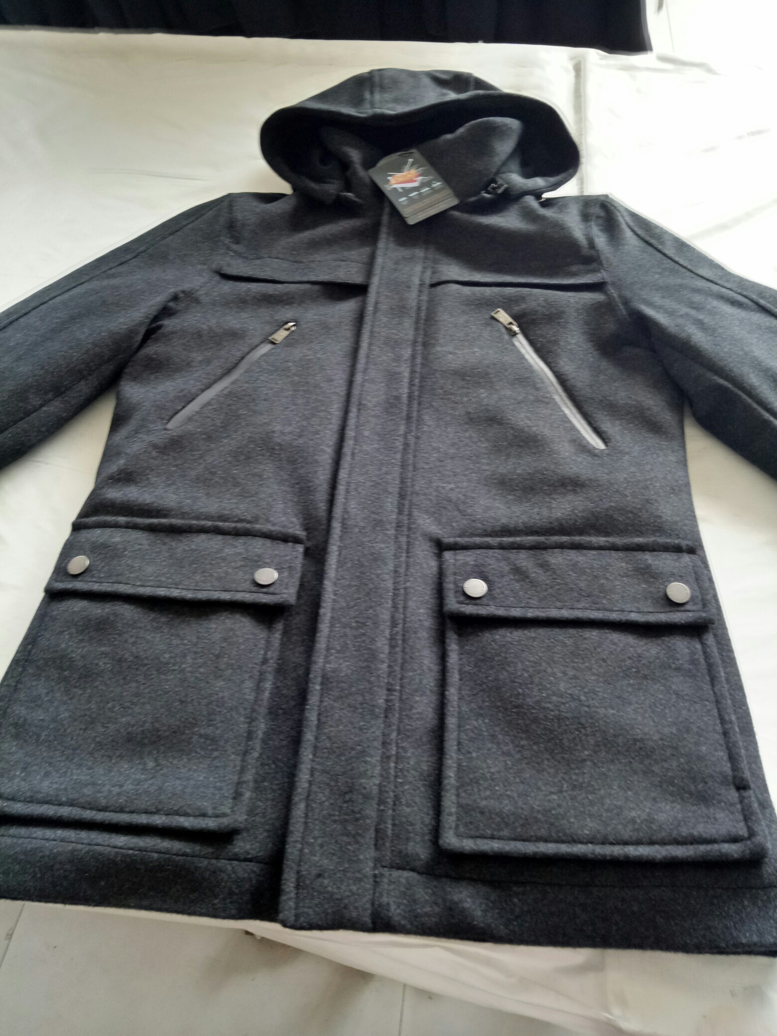 刚要发货的衣服样式咋样?