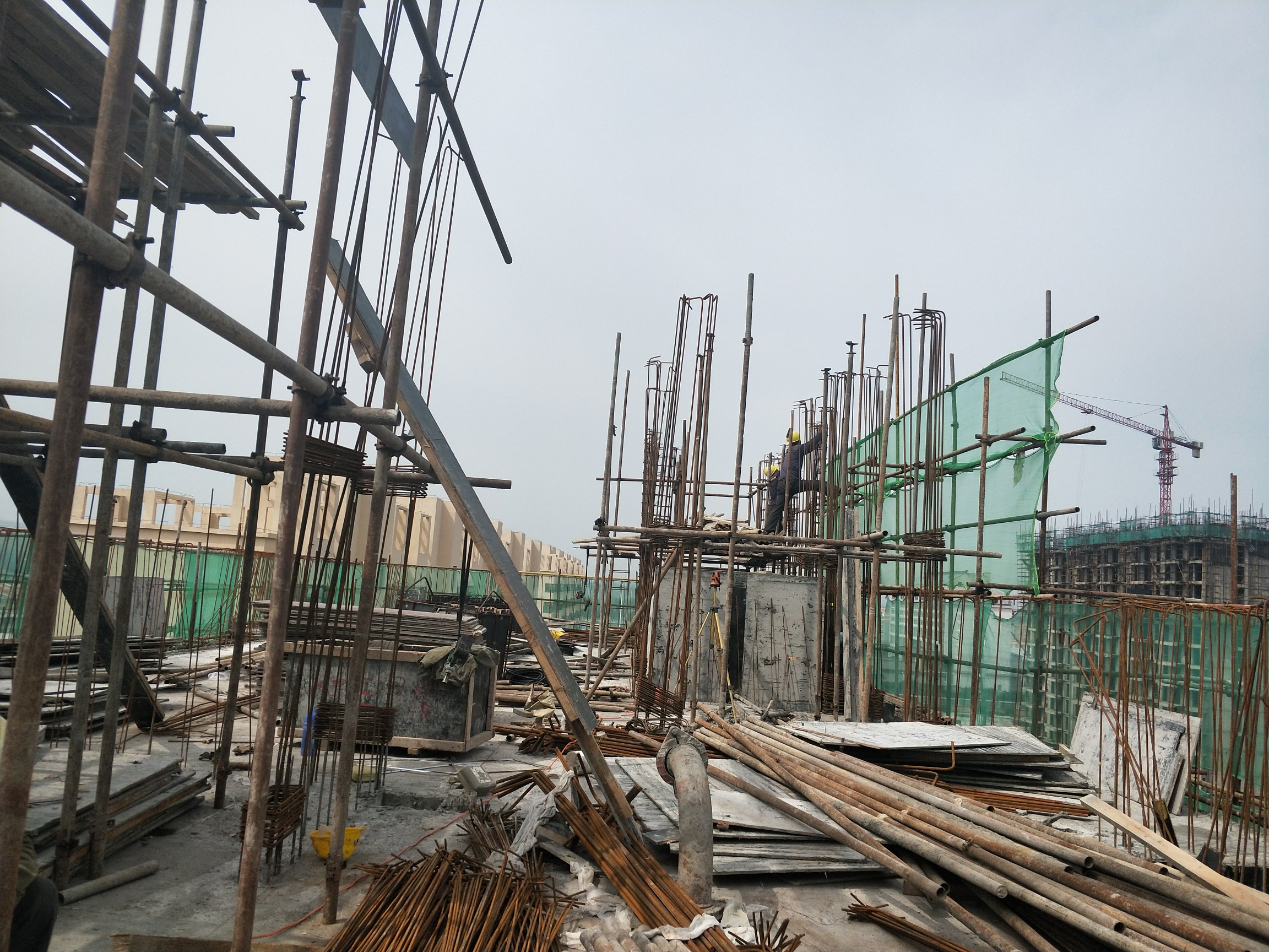 这就是我的工作,没得办法,明天在工地上班,累啊.