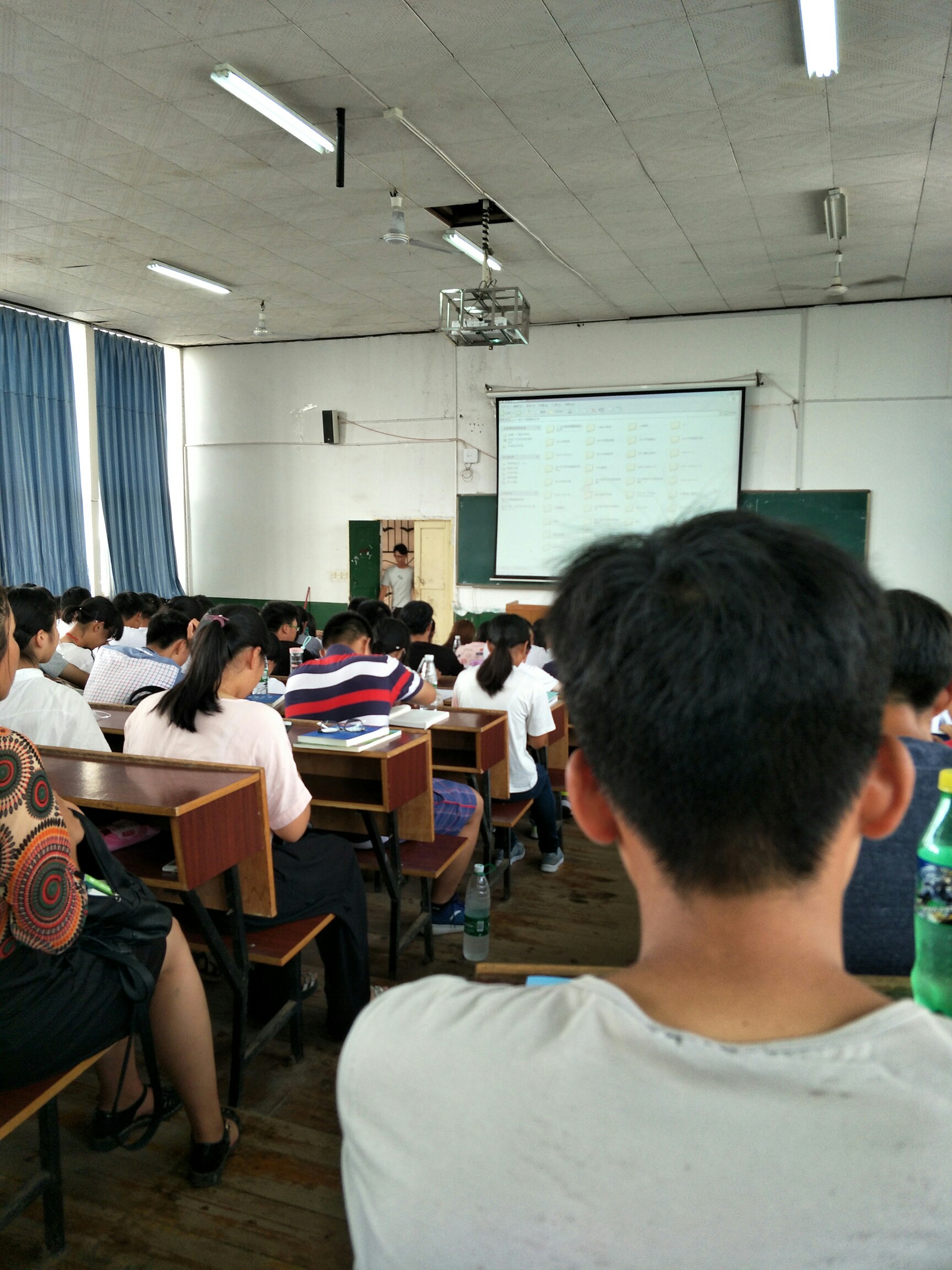 一千种生活,一种拍照方式#上课啦