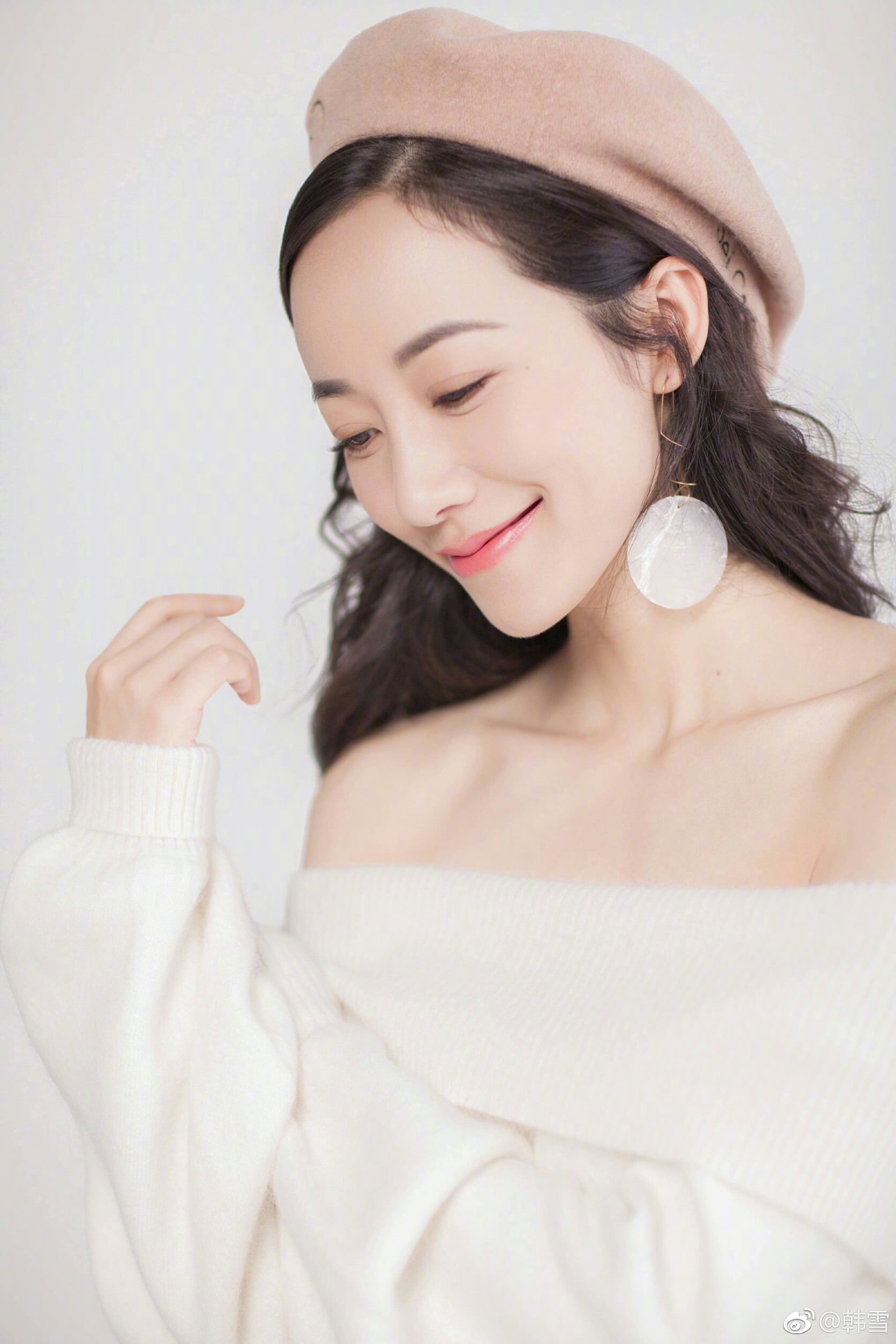 优雅淑女的形象一直未变,一见如初